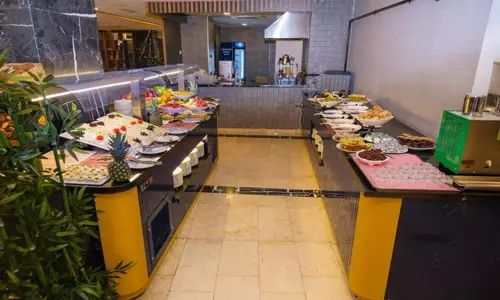 هتل میته پورت کوناک ازمیر